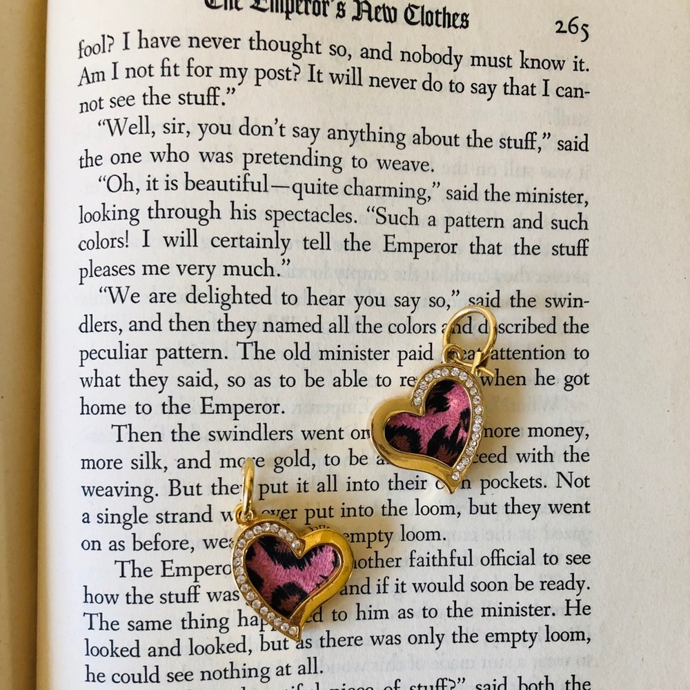 Betsey Johnson pink leopard print heart earrings